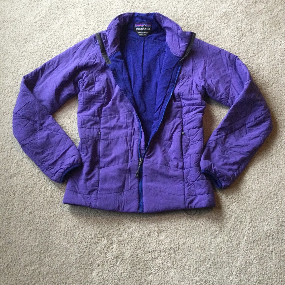EUC Patagonia women’s XS purple Pack In Jacket